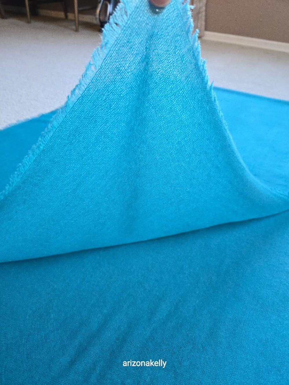 NWOT Cocowai Cashmere Woven Scarf Lightweight Blue - Picture 2 of 10